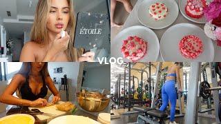 VLOG  chill week at home making filipino food lumpia galentines brunch