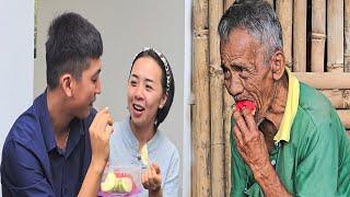 Grandpa Harvests Sweet Potatoes Hang’s Thoughtful Gift for Tuan at Work  Ly Phuc Hang