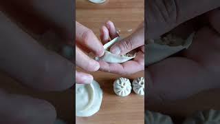 MOMOS FOLDING TECHNIQUE  HOW TO WRAP MOMOSDUMPLINGS MOMOS FOLDING TECHNIQUE STEP BY STEP #shorts