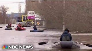 Thousands evacuating in Russia Kazakhstan after severe flooding