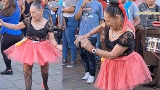  Mira cómo Yajaira la bailarina Salvadoreña de 76 años sorprende a todos con sus volteretas