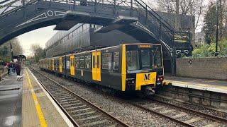 *RARE* Tyne and Wear Metro - Metrocars 40834002 departing South Gosforth on the wrong line