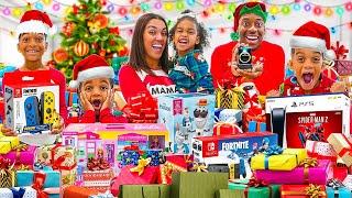 OPENING PRESENTS ON CHRISTMAS MORNING WITH THE PRINCE FAMILY
