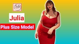 Julia ... British Plus Size Curvy Fashion Model  Social Media Influencer   Biography  & Facts