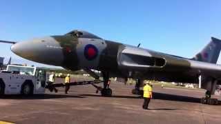 Vulcan XH558 Take Off from Air Show at Prestwick Airport - 07.09.14