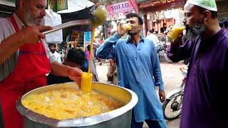 Amazing Food at Street  Pakistan Food Street  Street Food Karachi