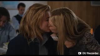 Kiss scene Chloe Moretz  The miseducation of cameron post