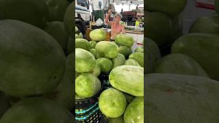 The Biggest Fruit in The World - Taiwanese Big-Size Watermelon Cutting Skills