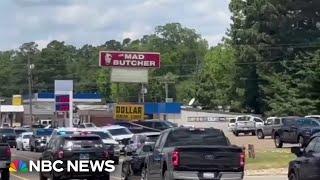 Suspect in custody after deadly shooting at Arkansas grocery store