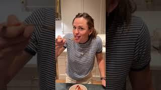 Jennifer Garners Pretend Cooking Show - Episode 43 Meatballs