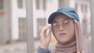 Menggabut Part 5  Cinematic Video Cewek Hijab  Jalan Jalan  JedagJedug