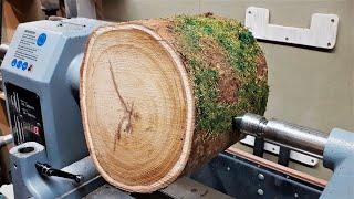 Woodturning - Youve Got to Love a Laburnum Log 