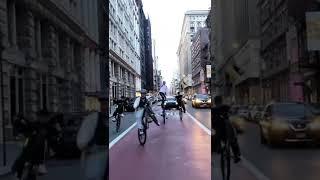 CRUISING AROUND NYC #bigcollective #bikelife #shorts