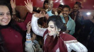 Sonia Bhabhi ke sath kia dance 