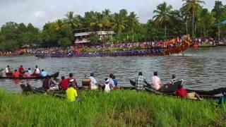 karuvatta boat race 2016 heats  divaachi chundan