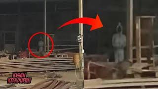 Pocong Bergentayangan di Gudang  6 Penampakan Hantu dan Beberapa Video Menyeramkan Lainnya