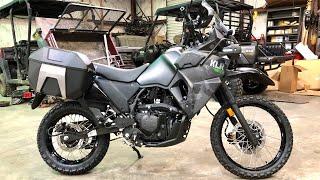 NEW 2022 Kawasaki KLR 650 Adventure - Unboxing & Complete Build - Dual Sport Adventure Motorcycle