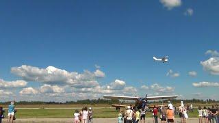 Воздушный бой» между самолётами АИ-10 «Икар» и Х-32 «Бекас»  д. Панино Рязанская область.