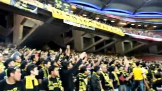 AFF Cup 2012  Indonesia Itu ANJING Said Chiks Malaysian Supporters at Home   YouTube 2