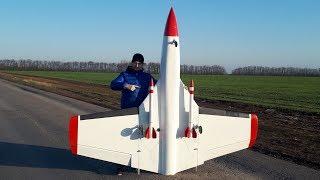 Реактивный самолет - краш аэродрома и запуск ракет с борта