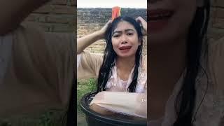 Hampir nangis sakin bagusnya  yang gundul wajib nonton