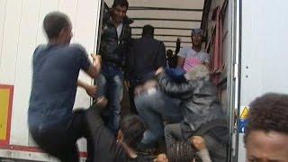 Migrant crisis France and Britain overwhelmed