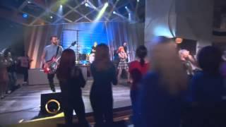 Paramore - Still Into You Live on The Queen Latifah Show 2013