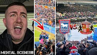 IPSWICH TOWN VS SUNDERLAND  2-1  FANS LET OFF PYROS & INSANE LIMBS AS TOWN SCORE LATE WINNER