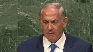 Netanyahu gives U.N. long silent glare over Iran threats