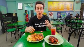 Trying Malaysias Famous ONION FRIED CHICKEN at Nasi Kandar Kampung Melayu 