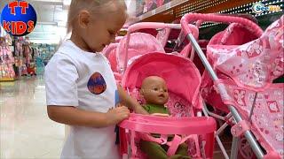  Baby Born VLOG. We are buying a perambulator for a Doll. Покупаем коляску для Куклы. Серия 8 
