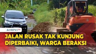 Tak Kunjung Diperbaiki Jalan Rusak di Lampung Ditambal Warga Secara Sukarela