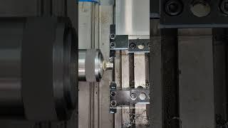 What can the SL-X do equipped with hydraulic chucks and Y-axis Living tools?  CNC SMARTLATHE