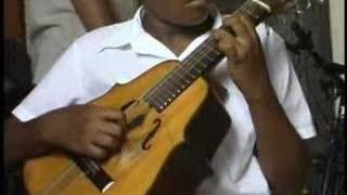 Learn to play Cuban Music the Cuban Laud & Son Montuno