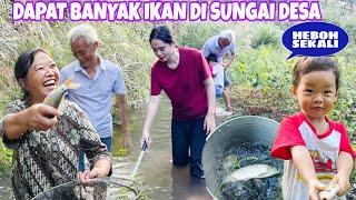 HEBOH TANGKAP IKAN DI SUNGAI BERSAMA KELUARGA DI CHINA DAPAT BANYAK IKANNYA ENAK SEKALI