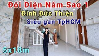 Hiếm dữ lắm bán nhà đối diện Khu Đô Thị Năm Sao 1 đường Đinh Đức Thiện bước chân qua là TpHCM