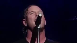 Corey Taylor goes emotional and cries before paying Tribute To Chester Bennington