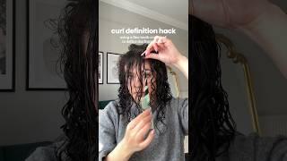 Curl definition hack for damaged curls. You don’t need fancy tools #curlyhairhacks #curlyhair #curls