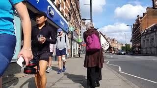 A walk along Streatham High Road.