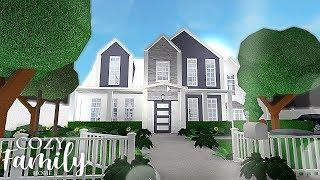 Roblox  Bloxburg  Cozy Suburban Family Home