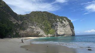 Going Down to the Kelingking Beach Nusa Penida 202305