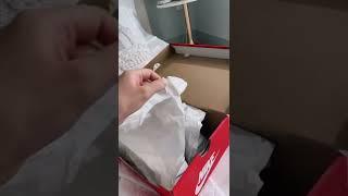 Unboxing Video Tiktok mondazeareplain