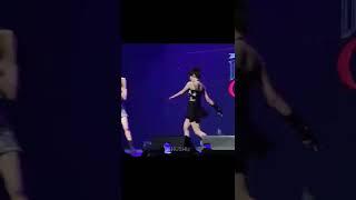 Gi-dles twerking battle  #gidle #shorts