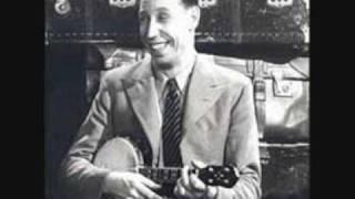 Swimmin With The Wimmin - George Formby