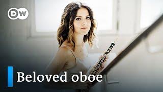 Oboist Cristina Gómez Godoy brilliant technique and great sensitivity  Music Documentary