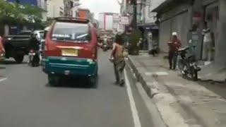 FULL VIDEO VIRAL ORANG GILA DI BANDUNG BUKA JALAN UNTUK AMBULANCE