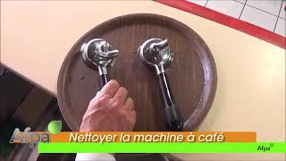 Nettoyer la machine à café