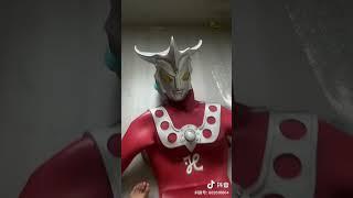 Whos Master Leo Ultraman Ultraman Leather Case DOU Assistant