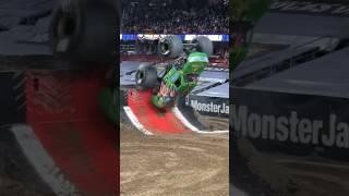 Jester BACKFLIP #monsterjam #monstertrucks #fullsend #wheelie #motorsport #shorts