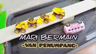 Mari Bermain - Van Penumpang